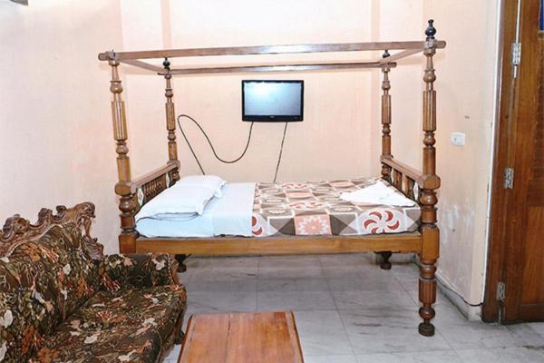 Hotel Soorya Heritage Inn Puduccseri Kültér fotó